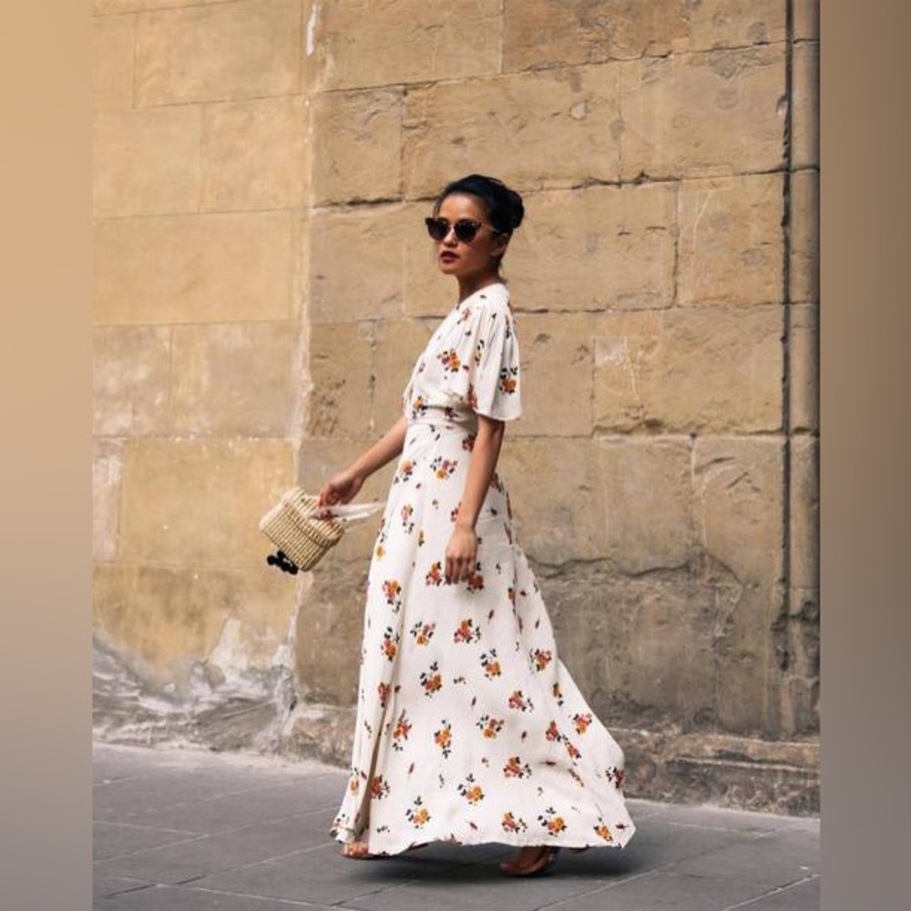 INFLUENCER FAV 💕 Privacy Please Plaza Kimono Dress - Picture 11 of 16